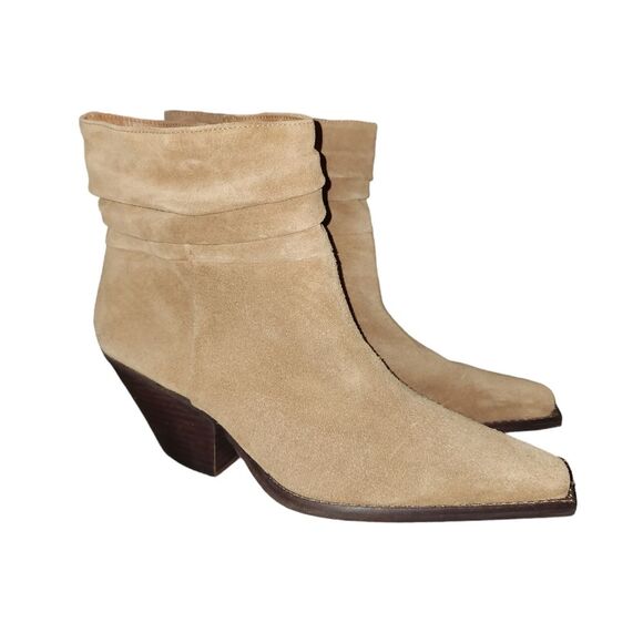 Vince Camuto Shoes - Vince Camuto NWOT Nerlinji Light Cognac Brown Suede Ankle Booties Size 9.5